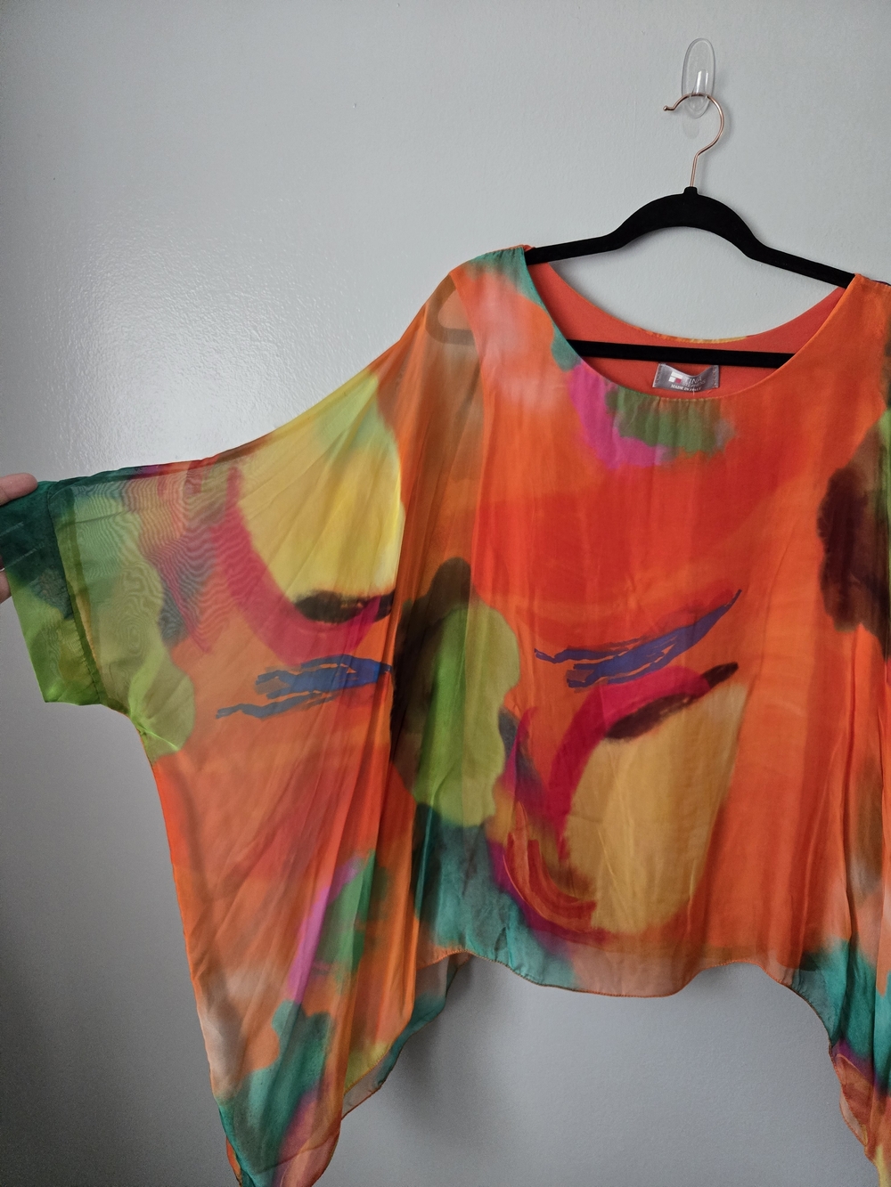 NWT Tina Stephens Italy 100% Silk Vibrant Abstract Kaftan Poncho Top Lined OS - Picture 2 of 7
